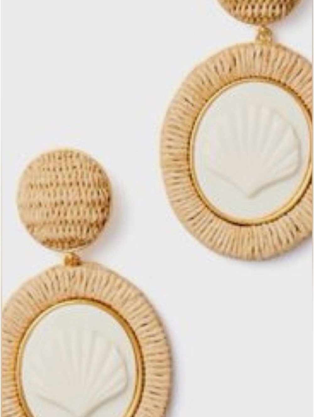 NWT Tuckernuck Raffia Rowen Clamshell Statement Drop Earrings - Picture 3 of 13